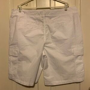 BOCA CLASSICS SIZE 42 WHITE CARGO SHORTS